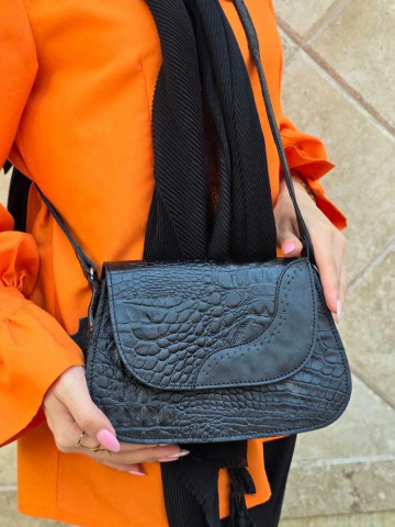 کیف چرم پروانه دو طبله مشکی تمام سنگی