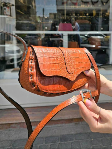کیف چرم درب پروانه عسلی نارنجی سنگی