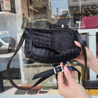 کیف چرم درب پروانه مشکی تمام سنگی