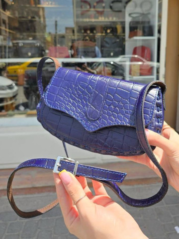 کیف چرم درب پروانه آبی کاربنی سنگی