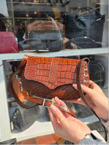 کیف چرم درب پروانه فندوقی سنگی 