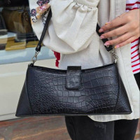 کیف چرم ملور مشکی سنگی 