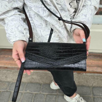 کیف چرم بهار مشکی لبه مثلثی سنگی