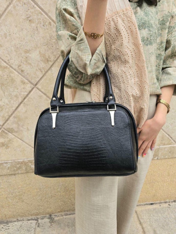 کیف نیم گرد مشکی لیزارد