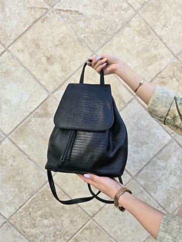 کوله چرم حنا مشکی لیزارد