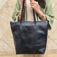 کیف چرم ترنم مشکی لیزارد