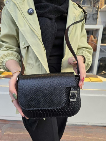 کیف چرم بغل سگک مشکی پولک ماهی