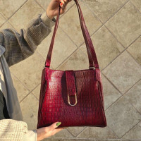 کیف آیلین زرشکی آلبالویی سنگی