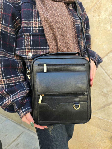 کیف چرم اسپورت کارن بزرگ مشکی ساده