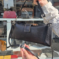 کیف چرم ملور مشکی لیزارد