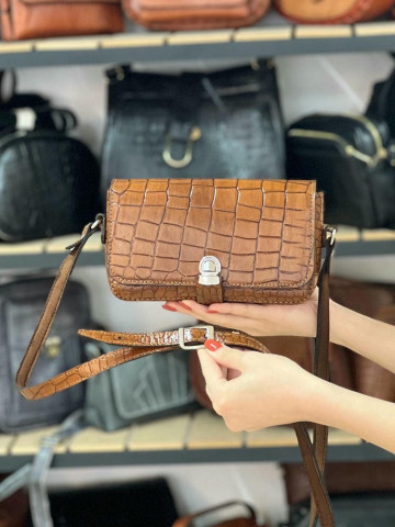 کیف چرم نگار فندوقی عسلی سنگی