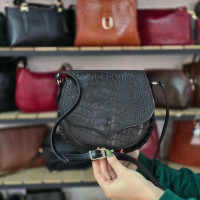 کیف چرم ترنج سنگی صاف مشکی