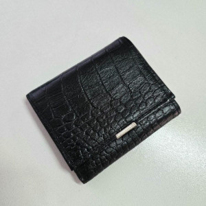 کیف پول چرم دکمه لبه دار مشکی سنگی