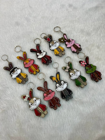 جاکلیدی چرمی طرح خرگوش