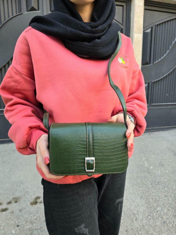 کیف چرم بغل پرچ سبز لیزارد بزرگ