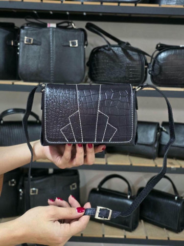 کیف چرم الماس سرمه ای تیره(مایل به مشکی)