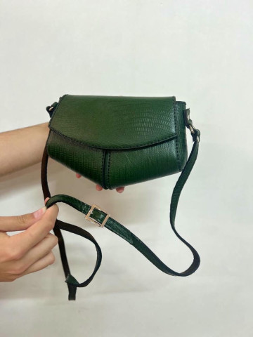 کیف چرم مثلثی سبز لیزارد