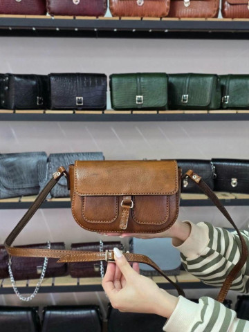 کیف چرم دو جیب قهوه ای دست رنگ ابر و بادی صاف