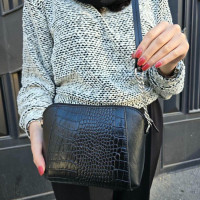 کیف چرم وانیا سنگی مشکی