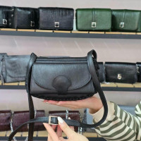 کیف چرم نورا مشکی ساده