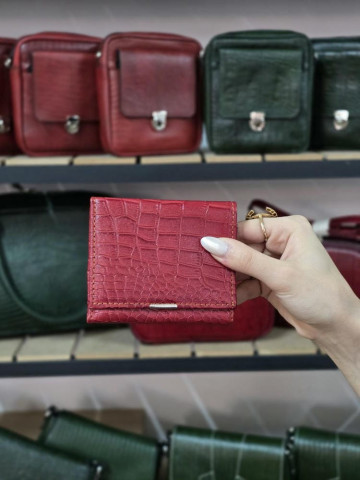 کیف پول چرم دکمه لبه دار قرمز سنگی