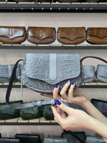 کیف چرم درب پروانه طوسی تمام کروکو