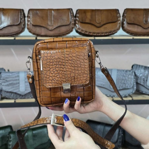 کیف چرم اسپورت کوچک فندقی سنگی