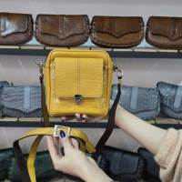 کیف چرم اسپورت کوچک زرد سنگی