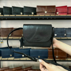 کیف چرم یاس مشکی فلوتر درب صاف