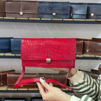 کیف چرم آی تک قرمز سنگی