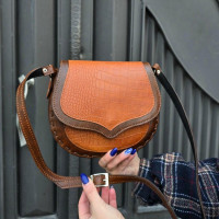 کیف چرم ترنج بدنه قهوه ای درب عسلی نارنجی سنگی