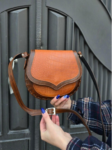 کیف چرم ترنج بدنه قهوه ای درب عسلی نارنجی سنگی