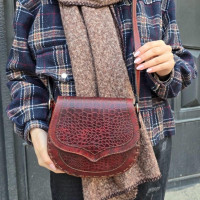 کیف چرم ترنج زرشکی ابر و بادی سنگی 