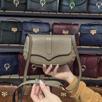 کیف چرم درب پروانه ماکیاتو لیزارد