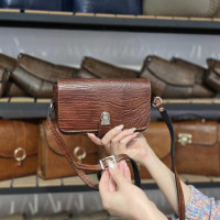 کیف چرم نگار گردویی ابر و بادی لیزارد