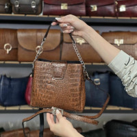 کیف چرم شین قهوه ای گرم ابر و بادی سنگی