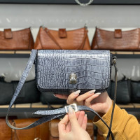 کیف چرم نگار طوسی ابر و بادی سنگی