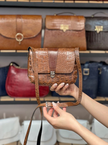 کیف چرم عسل قهوه ای گرم ابر و بادی سنگی
