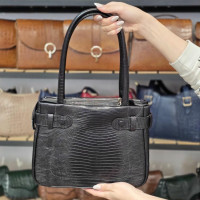 کیف چرم روژان مشکی لیزارد