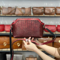 کیف چرم آیسان زرشکی سنگی