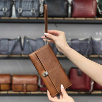 کیف چرم دستی رها فندوقی ابر و بادی ساده