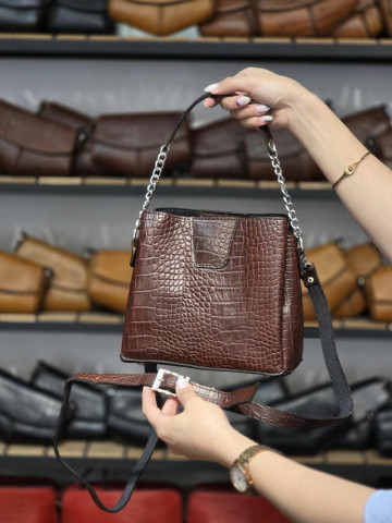 کیف چرم شین قهوه ای خرمایی ابر و بادی سنگی