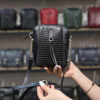 کیف چرم لیا مشکی تمام لیزارد