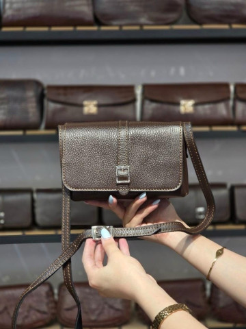 کیف چرم بغل پرچ قهوه ای ابر و بادی فلوتر